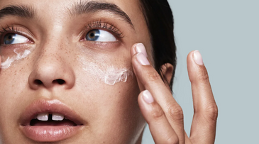 Versed launches a skincare hotline