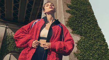 This campaign promotes wool in a synthetic future