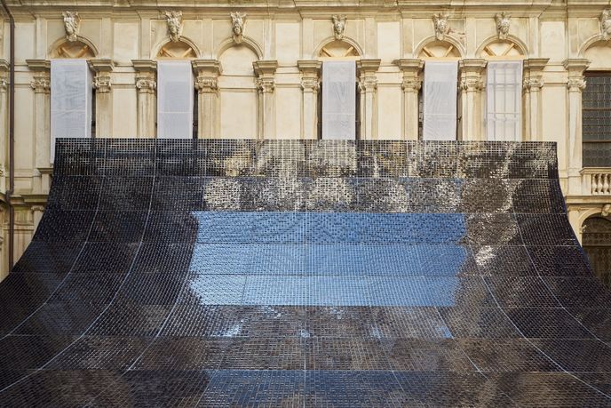 Reverberation by Shigeru Ban for Shiseido at Venice Biennale
