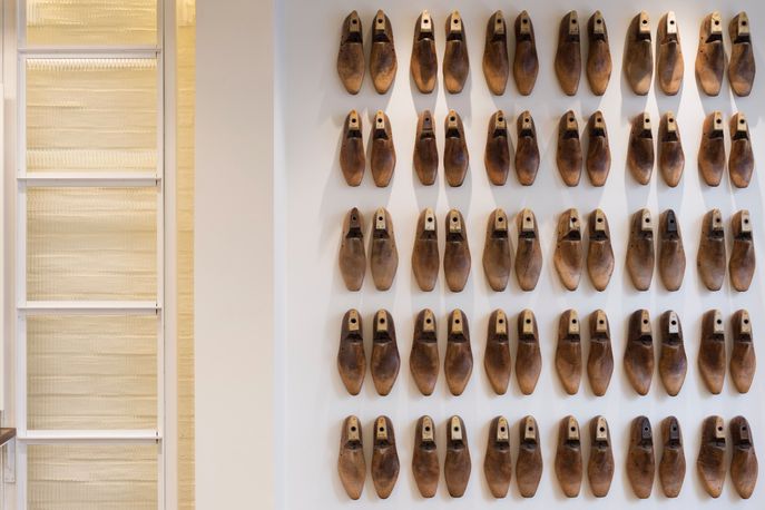 Joseph Cheaney by Checkland Kindleysides, London
