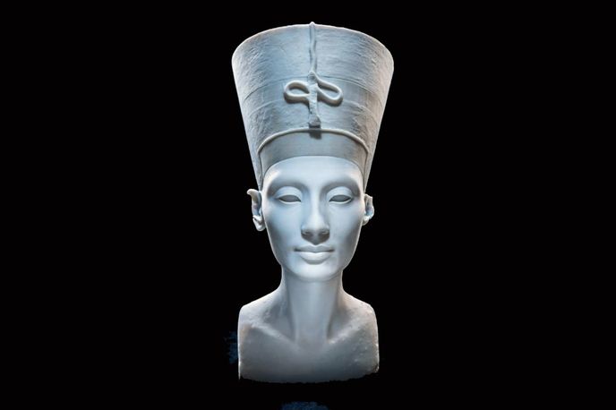 Digital copy of Queen Nefertiti bust