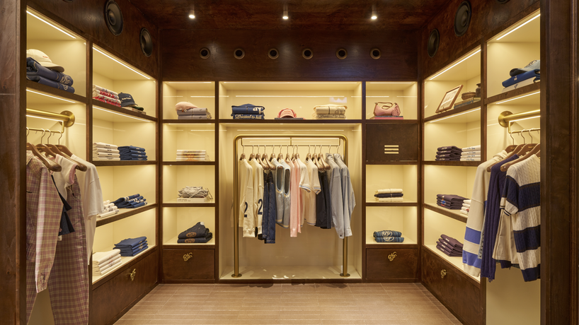 Nude Project's Masía Gallery store, Spain