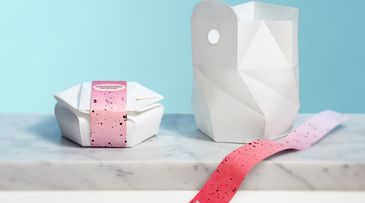 Just add water: Branding & Packaging that becomes a bowl