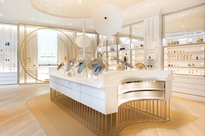 Le Grand Musée du Parfum, Paris. Photography by Irène de Rosen