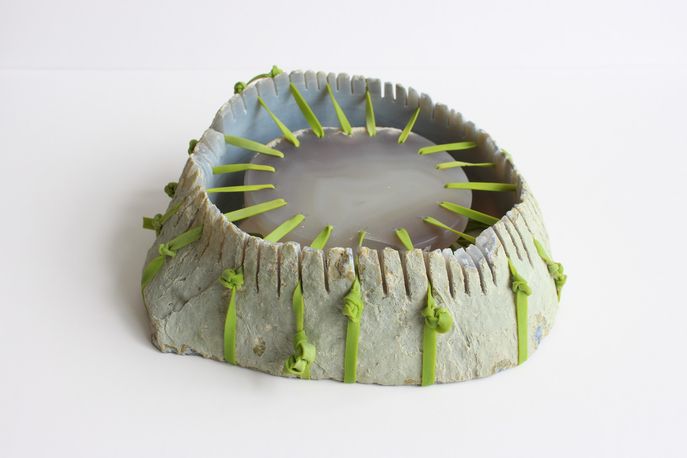 Plate by Tatjana Giorgadse for Steinbeisser on Jouw, Amsterdam