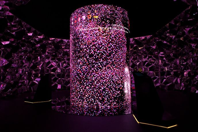 Algorithmic Management by Tellart and Marshmallow Laser Feast, Dubai