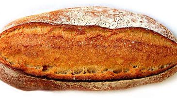 Health campaigns turn French off food