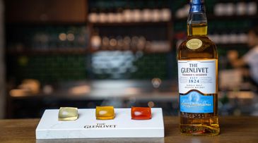 Glassless cocktails that drink to sustainability 