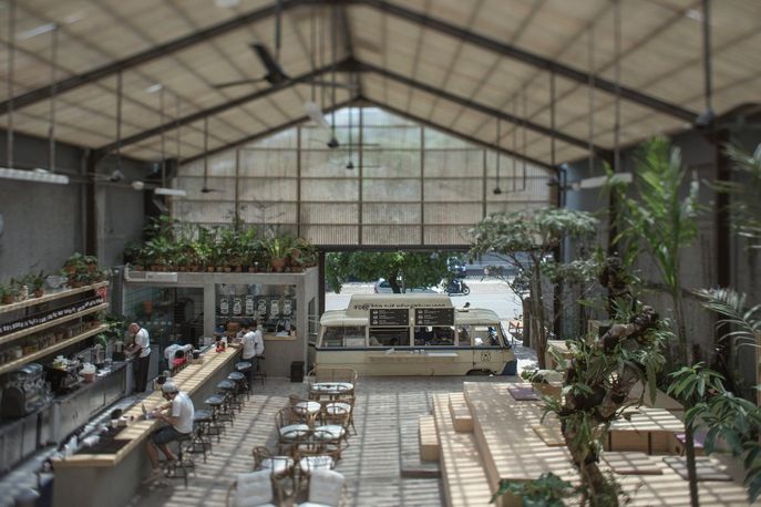 Three buns, Jakarta