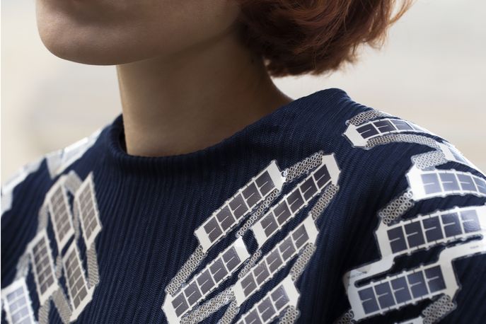 The Solar Shirt by Pauline van Dongen and Holst Centre, Netherlands. Photography by Liselotte Fleur
