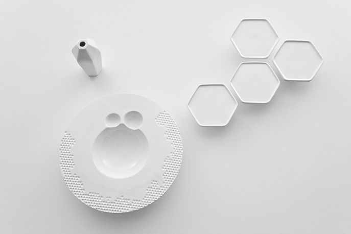 Molecular Matter Tableware by Roberto Sironi, Milan