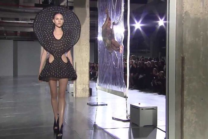 Biopiracy by Iris van Herpen and Lawrence Malstaf 