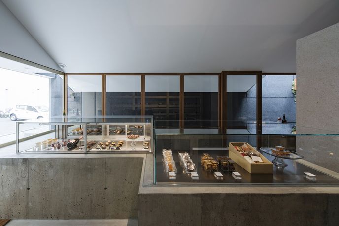 Wine & Sweets Tsumons shop by Case-Real, Fukuoka