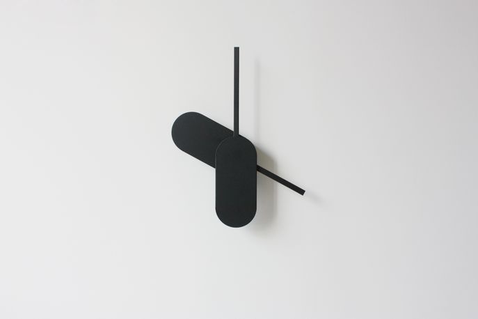 Big Hands Clock by Yenwen Tseng