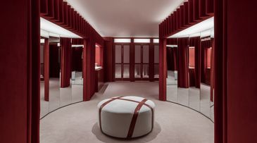 Glossier offers experiential retail and other stories
