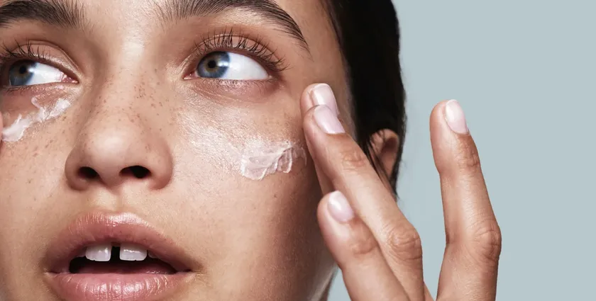Versed launches a skincare hotline