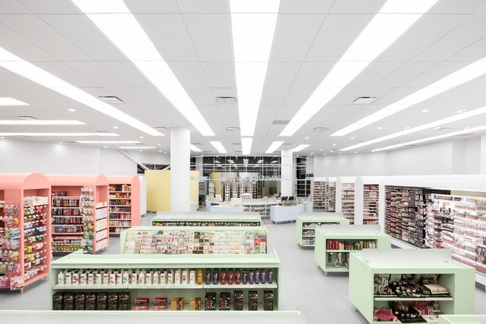 Pharmacie Uniprix designed by Jean de Lessard, Montreal