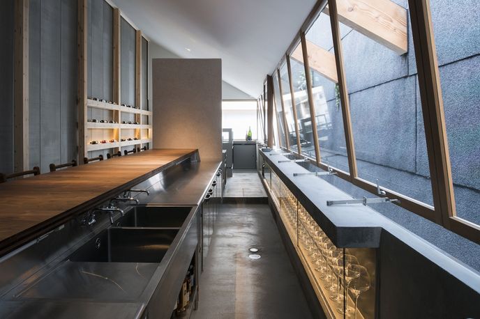 Wine & Sweets Tsumons shop by Case-Real, Fukuoka