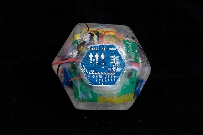 The Smell of Data by Leanne Wijnsma and Froukje Tan, The Netherlands