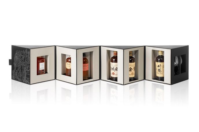 Nikka whisky box