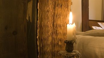 One Room Hotel