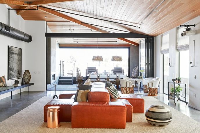 The Parachute Hotel, California. Photography by Nicole LaMotte