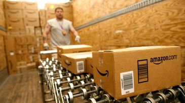 Manufacturers see retail future in Amazon