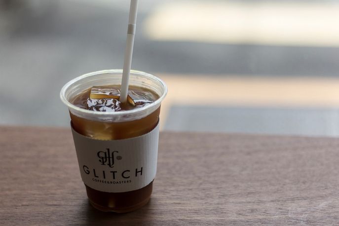 Glitch Coffee Café, Japan