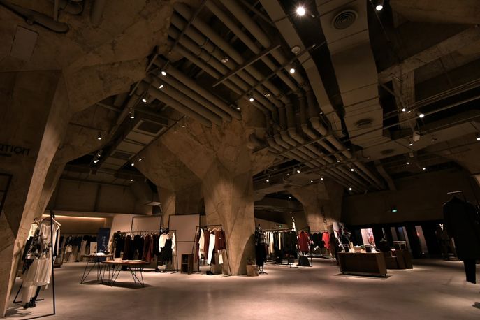 Fangsuo Bookstore by Chu Chih Kang Space Design, Chengdu