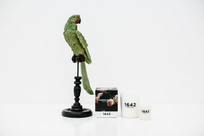 1642 candle by  Maison Balzac 