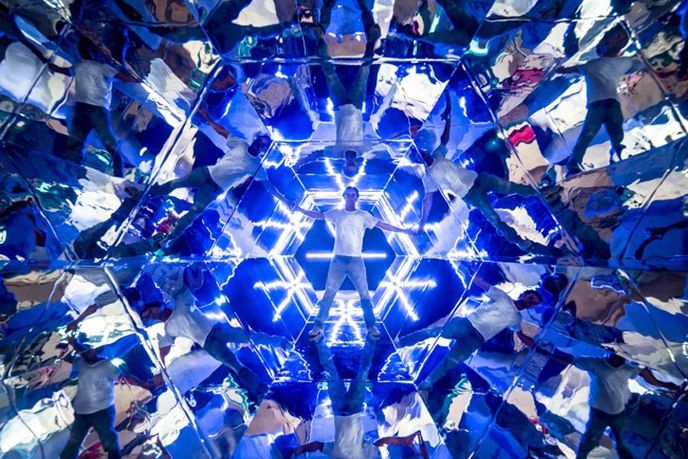 Magic Kaleidoscope by A2arquitectos at the Perspective Playground exhibition by Olympus, Paris