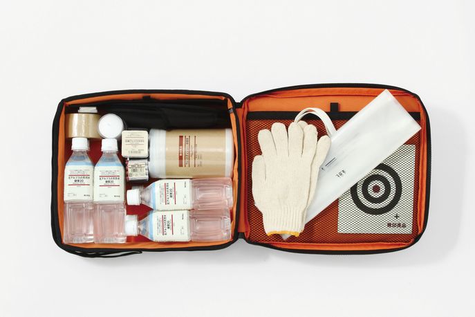 Muji emergency kit
