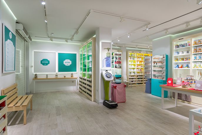 Boticana pharmacy in Jaén by Marketing Jazz