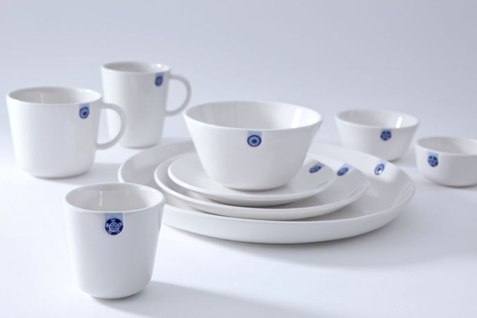 Touch of Blue tableware by by D1653