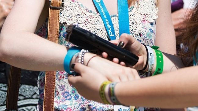Barclaycard keeps in touch with new pay band technology