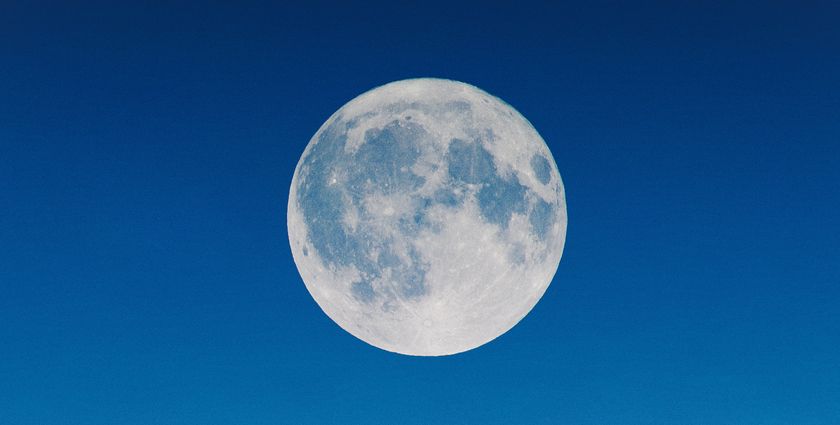 China wants to illuminate its streets with artificial moons