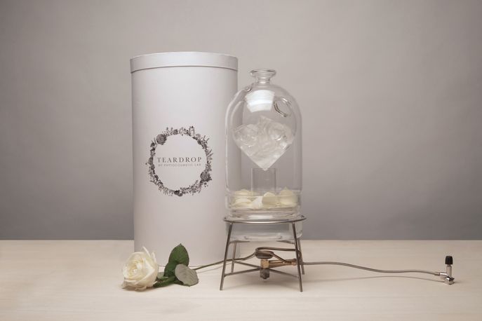 Teardrop by Carolina Becatti, Maddalena Salvetti and Silvia Giustozzi